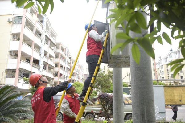 國網(wǎng)撫州市南豐縣供電公司：降損增效 攻堅克難 假日不停歇