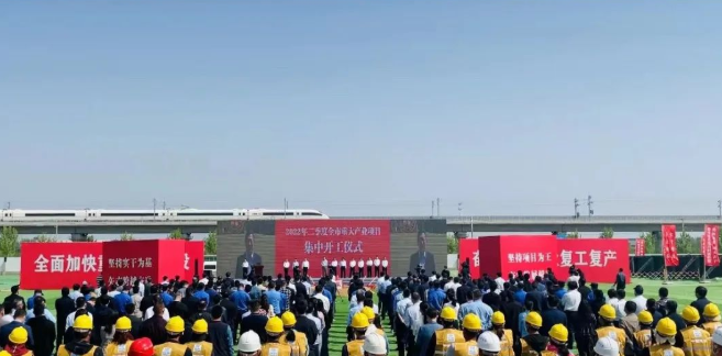 東方日升、晶科、阿特斯同時擴產(chǎn)！