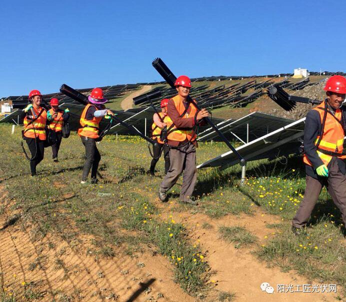 面積接近一個(gè)新加坡！青海塔拉灘光伏電站照亮“陽光之路”