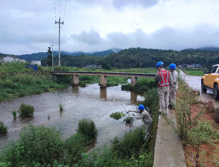 國網泰寧縣供電公司提前備戰(zhàn) 防抗臺風“杜蘇芮”