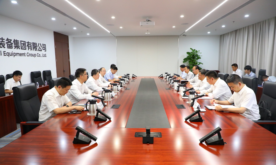 中國電氣裝備黨委副書記、總經(jīng)理周群會(huì)見西安市市長葉牛平