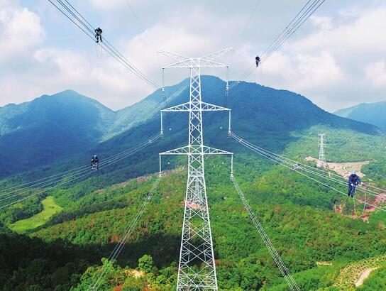 廣東電網(wǎng)近十年來最長輸電線路工程竣工投產(chǎn)